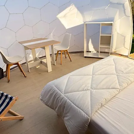 Resort & Camping - Val De Braye Bessé-sur-Braye Exterior foto