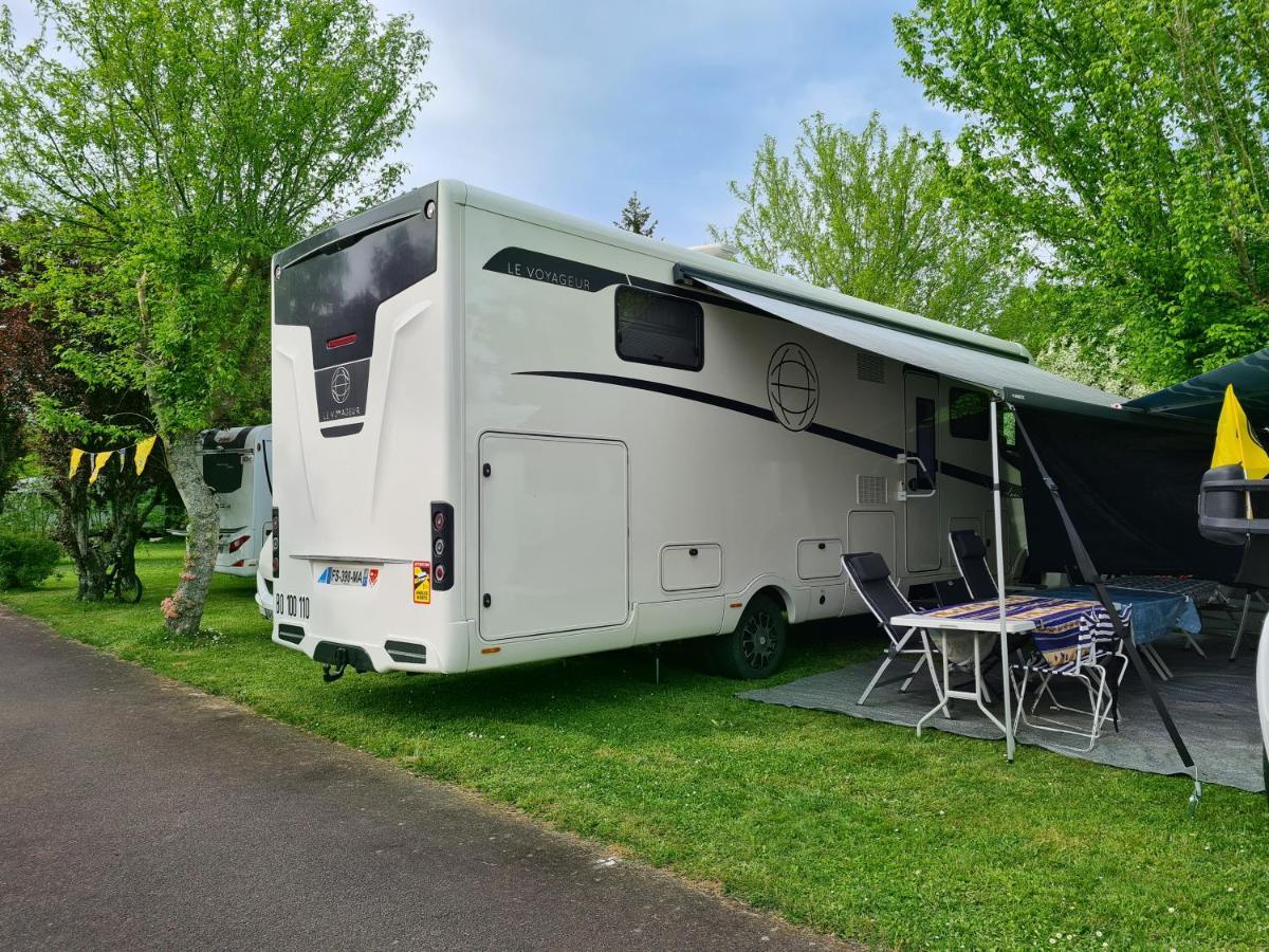 & - Val De Braye Campsite *
